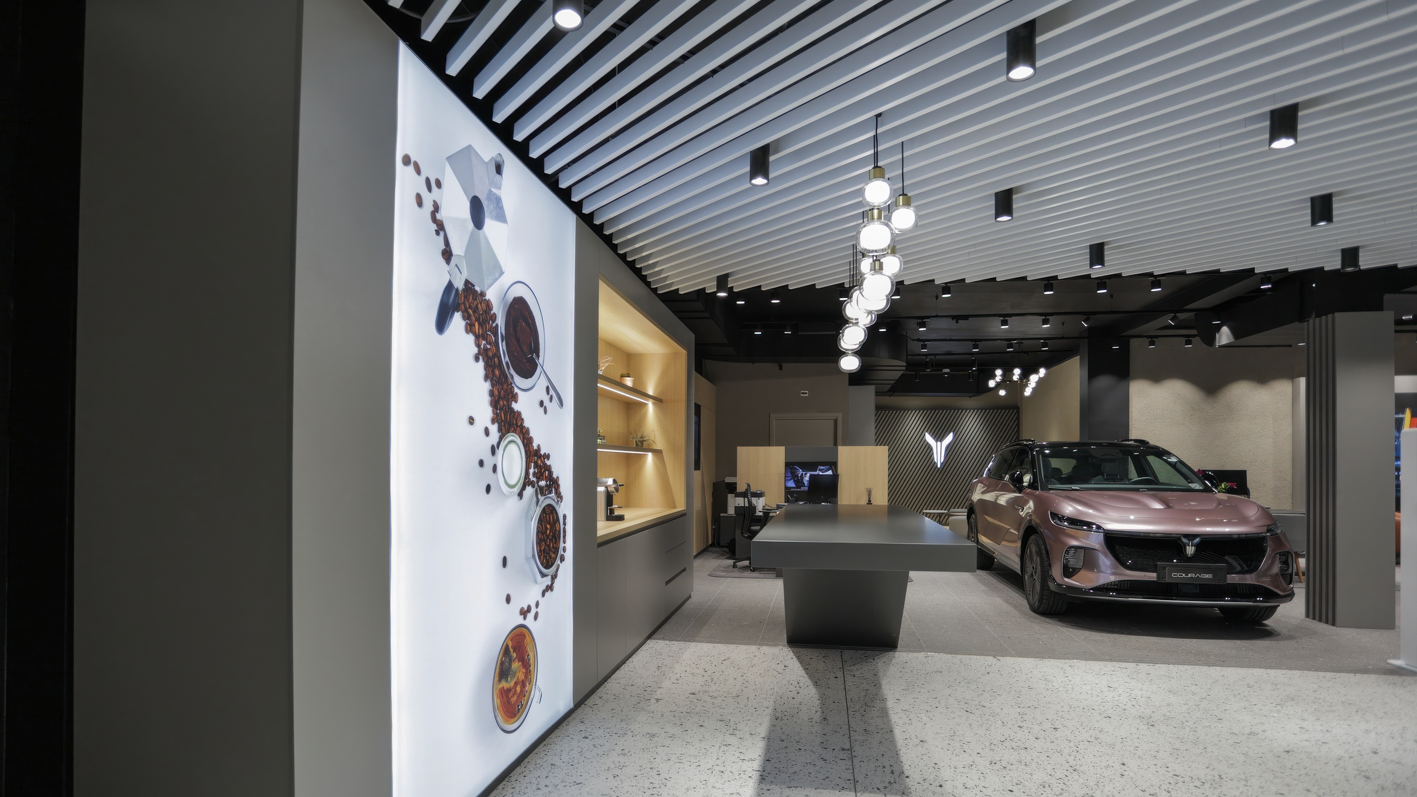 Dongfeng Spazio 3 Torino – Showroom